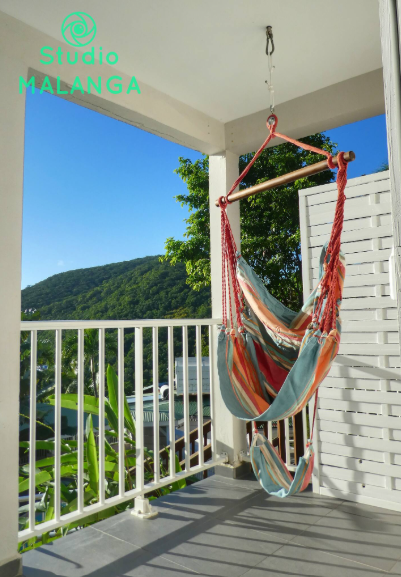 Studio Malanga – Vue mer, piscine & douceur de vivre à Deshaies